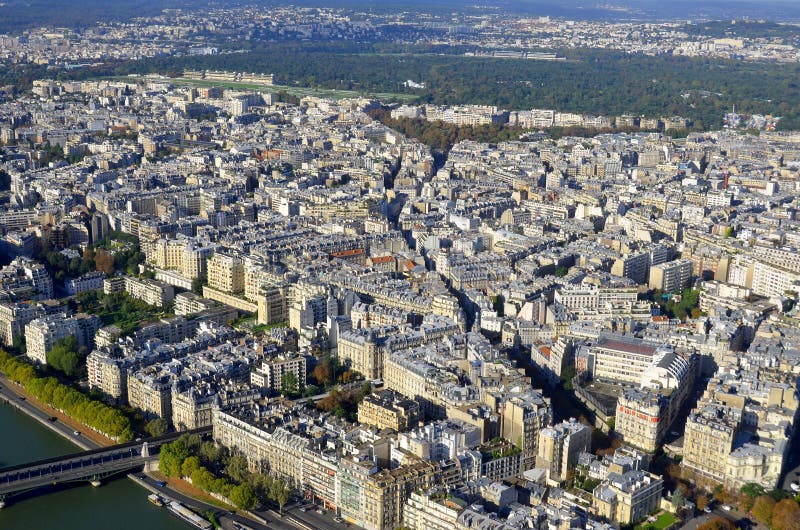 πανοραμική άποψη του παρισιού από τον πύργο του άιφελ στοκ εικόνες με δικαίωμα ελεύθερης χρήσης