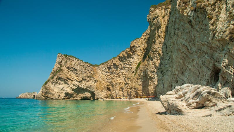 Παραλία παραδείσου κοντά σε Liapades, δυτικό του νησιού της Κέρκυρας, Ελλάδα στοκ εικόνες με δικαίωμα ελεύθερης χρήσης Παραλία παραδείσου κοντά σε Liapades, δυτικό του νησιού της Κέρκυρας, Ελλάδα στοκ εικόνες με δικαίωμα ελεύθερης χρήσης