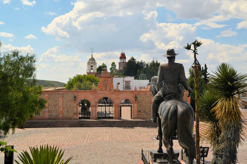 Παρεκκλησι Hill στην αποικιακή πόλη Zacatecas, Μεξικό στοκ φωτογραφία με δικαίωμα ελεύθερης χρήσης Παρεκκλησι Hill στην αποικιακή πόλη Zacatecas, Μεξικό στοκ φωτογραφία με δικαίωμα ελεύθερης χρήσης