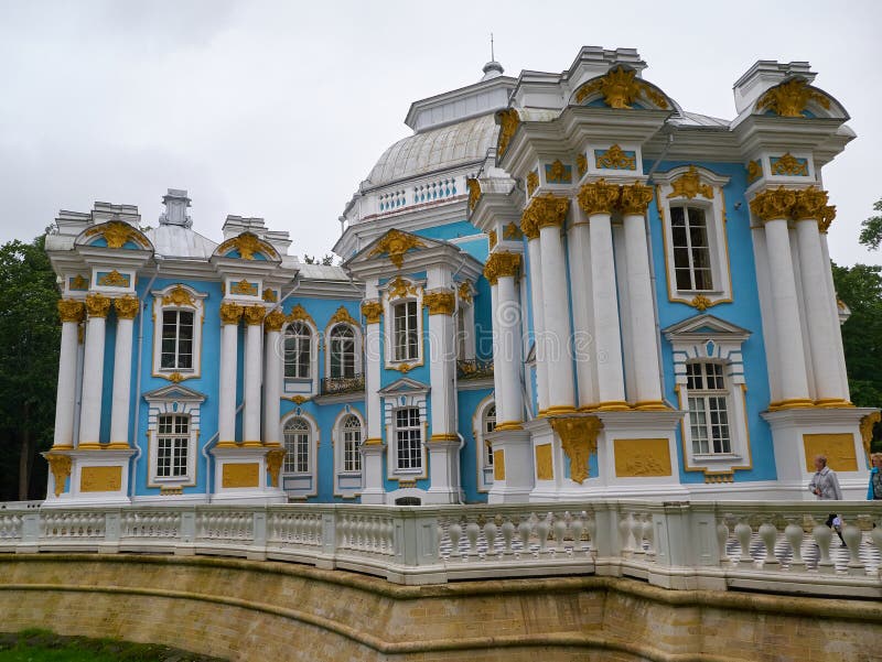 Περίπτερο ερημητηρίων σε Tsarskoye Selo Pushkin, Άγιος Πετρούπολη, Ρωσία στοκ φωτογραφία Περίπτερο ερημητηρίων σε Tsarskoye Selo Pushkin, Άγιος Πετρούπολη, Ρωσία στοκ φωτογραφία