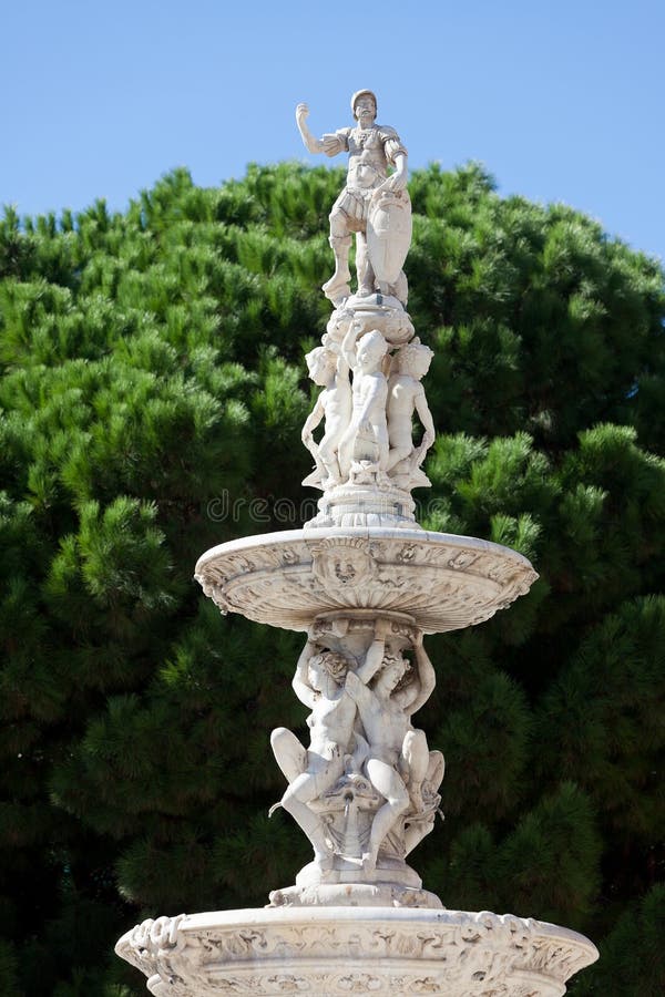 Πηγή του Orion, Piazza Di Duomo, Μεσσήνη, Σικελία, Ιταλία στοκ εικόνα με δικαίωμα ελεύθερης χρήσης Πηγή του Orion, Piazza Di Duomo, Μεσσήνη, Σικελία, Ιταλία στοκ εικόνα με δικαίωμα ελεύθερης χρήσης