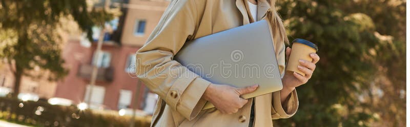 πλακάτ γυναικών στα χαρακώματα στοκ φωτογραφία
