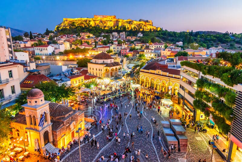 Πλατεία της Αθήνας, της Ελλάδας - Monastiraki και ακρόπολη στοκ φωτογραφία με δικαίωμα ελεύθερης χρήσης