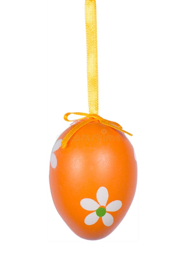 Πορτοκαλί αυγό Πάσχας που απομονώνεται στο άσπρο υπόβαθρο