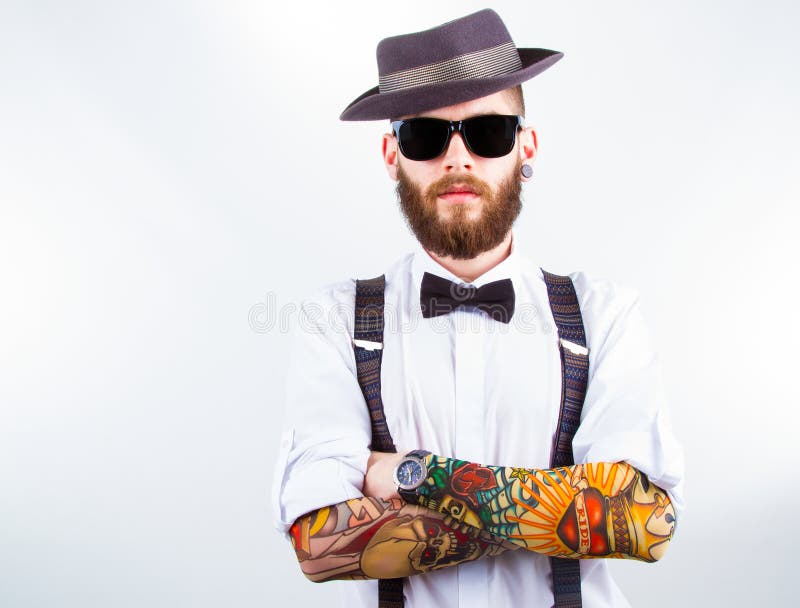 Πορτρέτο ενός μοντέρνου hipster στοκ εικόνες με δικαίωμα ελεύθερης χρήσης Πορτρέτο ενός μοντέρνου hipster στοκ εικόνες με δικαίωμα ελεύθερης χρήσης