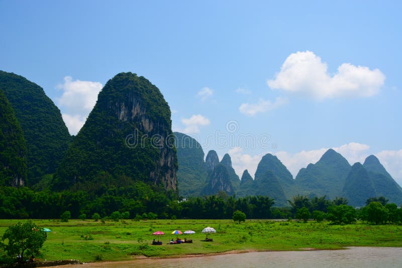 ποταμός λι guilin κρουαζιέρας της Κίνας στοκ εικόνες ποταμός λι guilin κρουαζιέρας της Κίνας στοκ εικόνες
