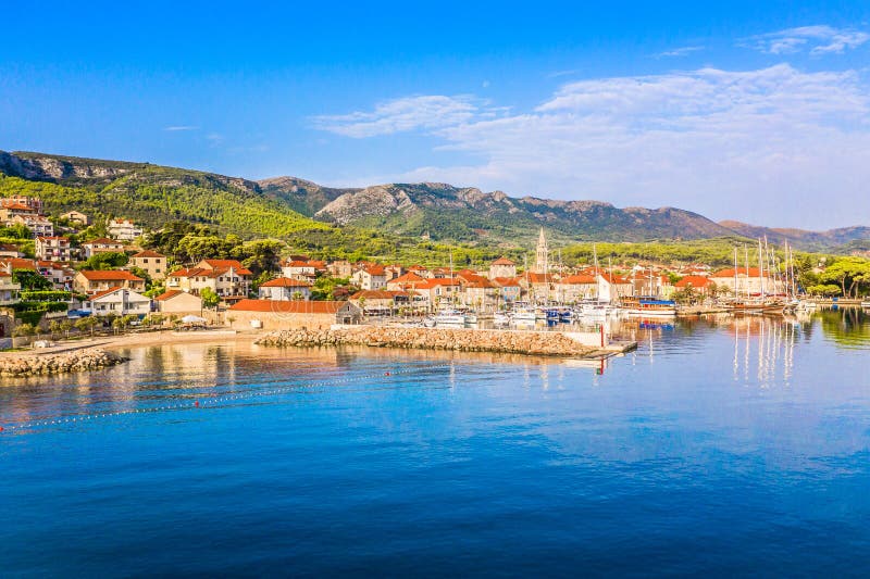 Προκυμαία πόλης Γέλσα στην Κροατία στοκ φωτογραφίες