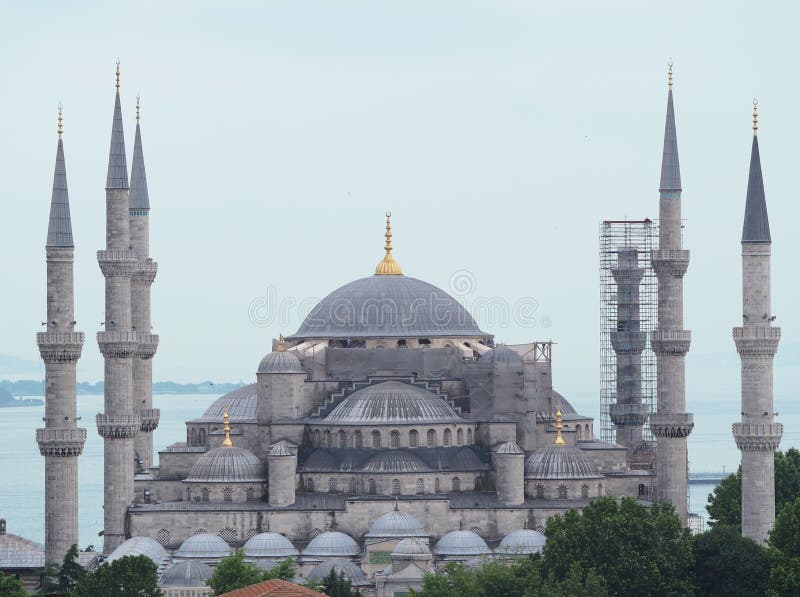 Work in the Minaret and dome of the Blue Mosque in restoration. Work in the Minaret and dome of the Blue Mosque in restoration