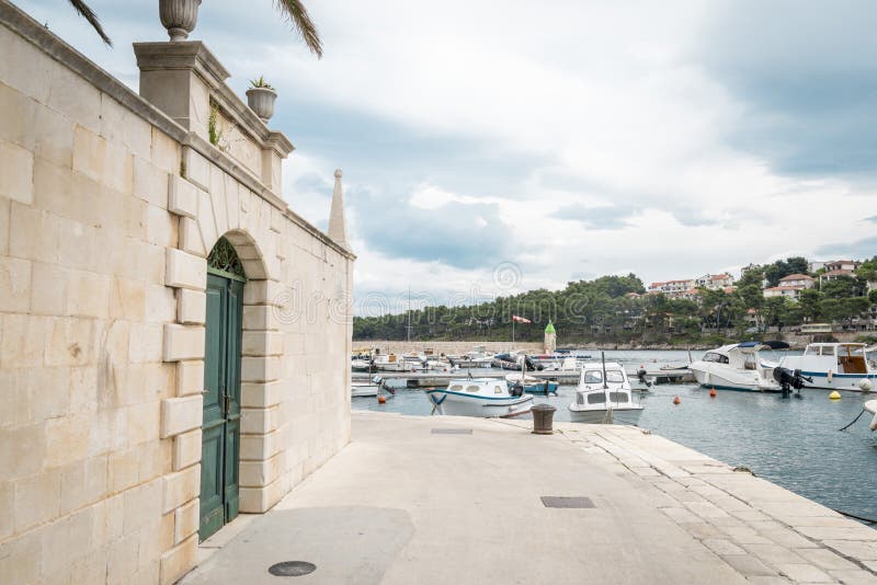 Πόλη Jelsa, νησί Hvar, Κροατία στοκ φωτογραφίες με δικαίωμα ελεύθερης χρήσης