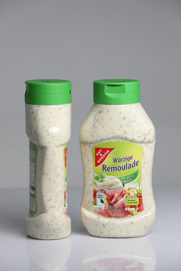 Σάλτσα Remoulade από το έντερο και Gunstig, εμπορικό σήμα Edeka στοκ φωτογραφία Σάλτσα Remoulade από το έντερο και Gunstig, εμπορικό σήμα Edeka στοκ φωτογραφία