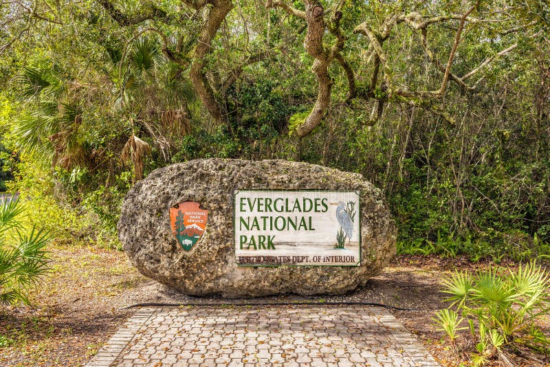 Σημάδι εισόδων στο Everglades στοκ εικόνα Σημάδι εισόδων στο Everglades στοκ εικόνα