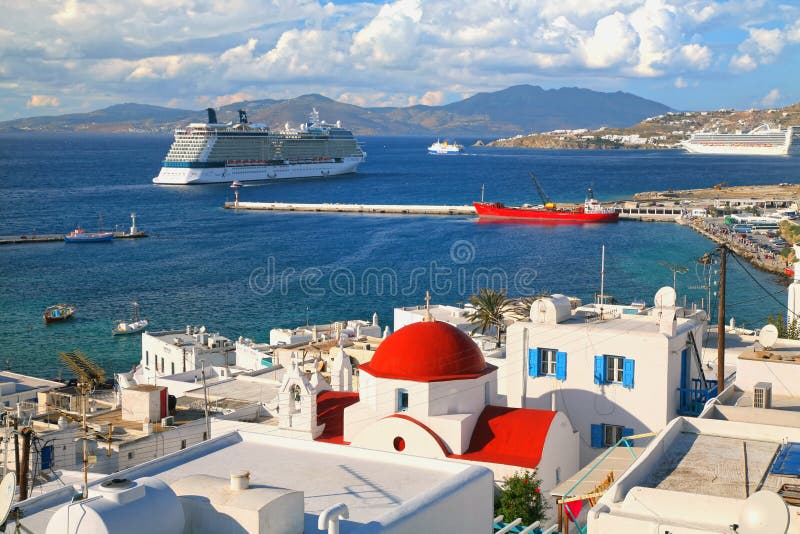 σκάφη mykanos κρουαζιέρας στοκ εικόνες με δικαίωμα ελεύθερης χρήσης σκάφη mykanos κρουαζιέρας στοκ εικόνες με δικαίωμα ελεύθερης χρήσης