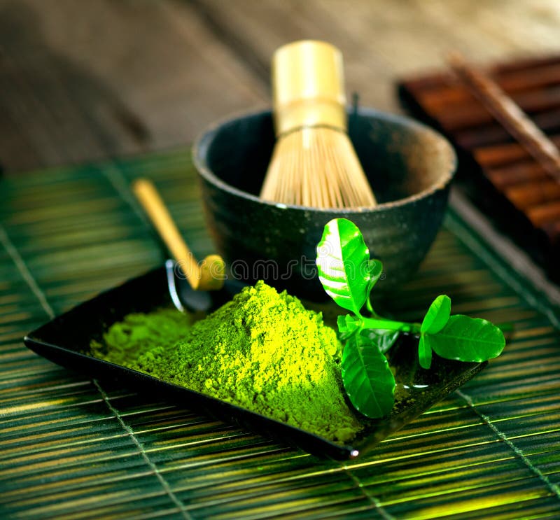 Σκόνη τσαγιού Matcha Οργανικό πράσινο τσάι Matcha στοκ φωτογραφία