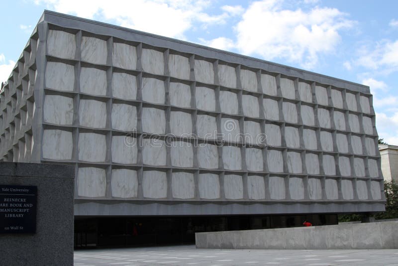 Σπάνιες βιβλίο Beinecke και βιβλιοθήκη χειρογράφων, βιβλιοθήκη πανεπιστημίου Γέιλ, Νιού Χάβεν, Κοννέκτικατ στοκ φωτογραφίες με δικαίωμα ελεύθερης χρήσης Σπάνιες βιβλίο Beinecke και βιβλιοθήκη χειρογράφων, βιβλιοθήκη πανεπιστημίου Γέιλ, Νιού Χάβεν, Κοννέκτικατ στοκ φωτογραφίες με δικαίωμα ελεύθερης χρήσης