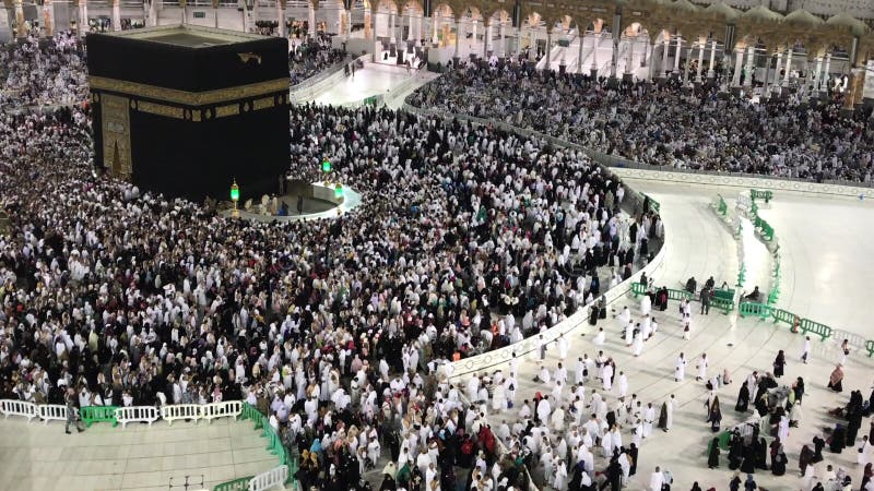 Σταματήστε την κίνηση των μουσουλμάνων προσκυνητών εκτελέστε κυκλοφοριακή μετάδοση της μαύρης πέτρας ή της Kaaba στη Μέκκα της Σα