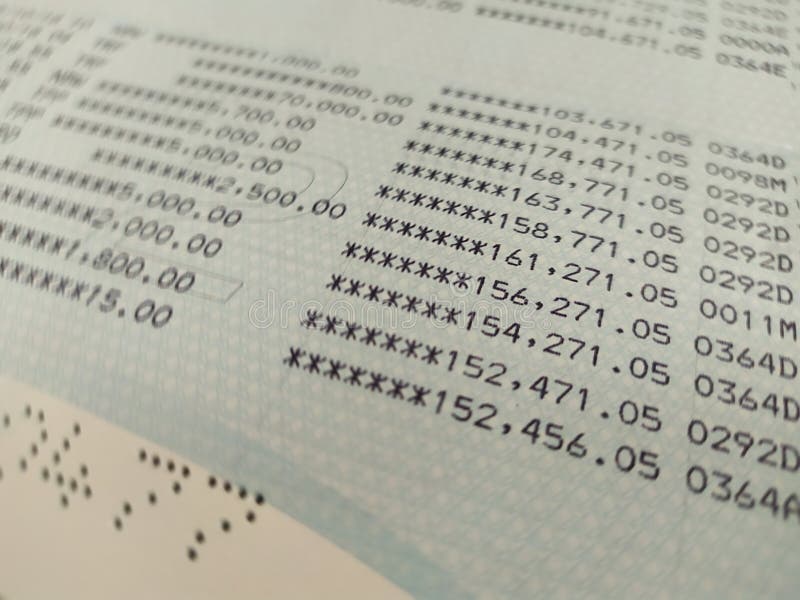 Στενή επάνω εκλεκτική εστίαση βιβλίων τραπεζικού λογαριασμού στοκ φωτογραφία Στενή επάνω εκλεκτική εστίαση βιβλίων τραπεζικού λογαριασμού στοκ φωτογραφία