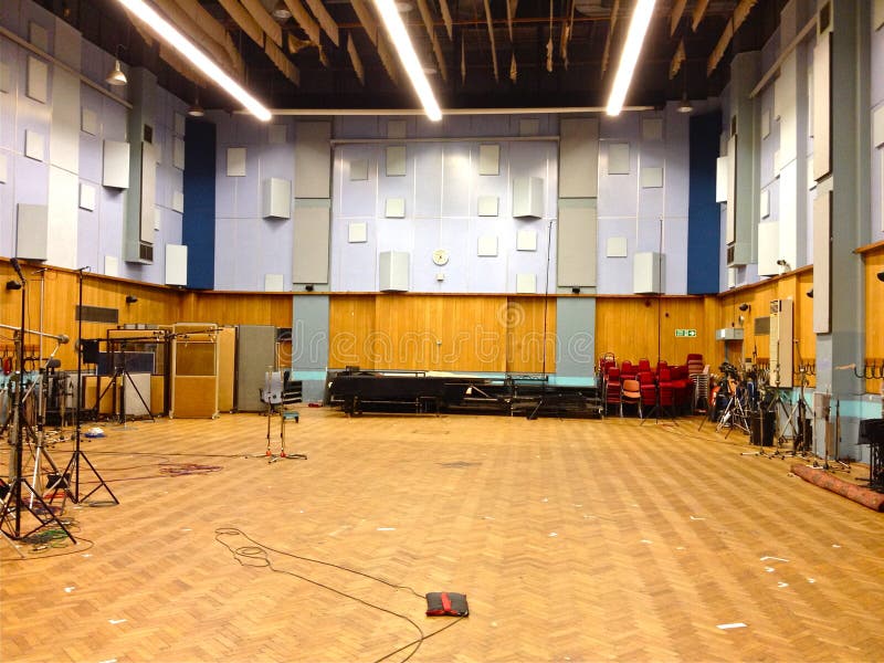 The spacious Studio 1 of Abbey Road Studios; mainly used for orchestral recording/film scores. The spacious Studio 1 of Abbey Road Studios; mainly used for orchestral recording/film scores.