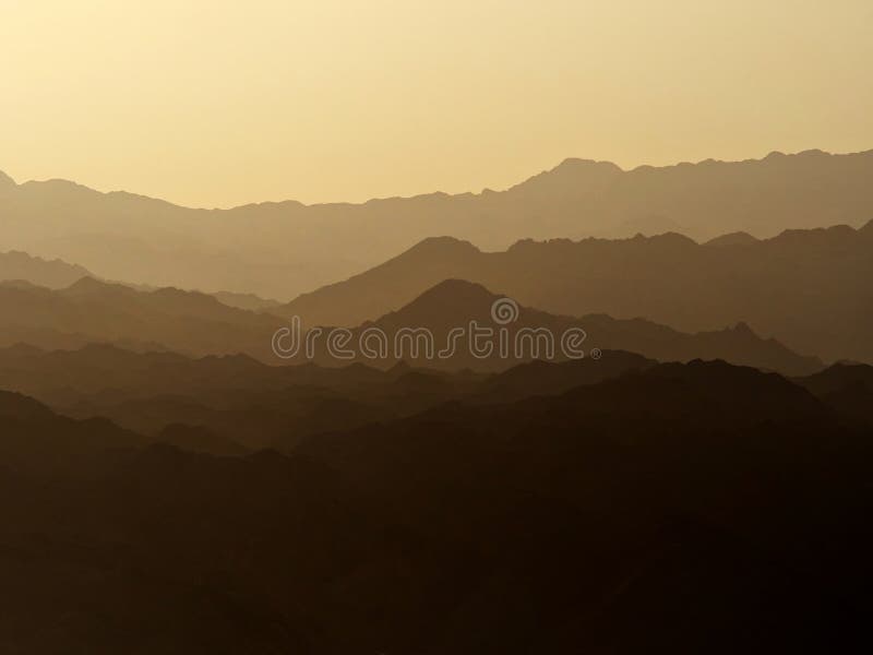 συναρπαστικό πανοραμικό τοπίο των ορέων eilat στο ισραήλ πάνω από τον κόλπο της aqaba jordan στοκ φωτογραφία με δικαίωμα ελεύθερης χρήσης