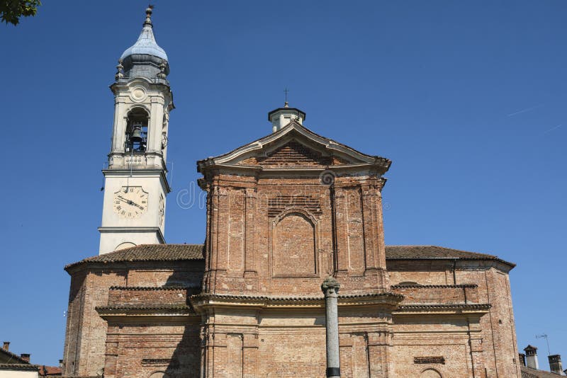 Το Sant ` Antonio μειώνει εκκλησία σε Bereguardo Παβία, Ιταλία στοκ φωτογραφίες Το Sant ` Antonio μειώνει εκκλησία σε Bereguardo Παβία, Ιταλία στοκ φωτογραφίες