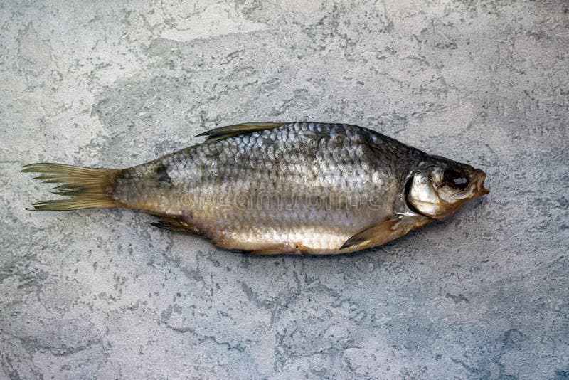 Το αποξηραμένο ψάρι βρίσκεται στα ψάρια επιτραπέζιων ποταμών στοκ φωτογραφία με δικαίωμα ελεύθερης χρήσης Το αποξηραμένο ψάρι βρίσκεται στα ψάρια επιτραπέζιων ποταμών στοκ φωτογραφία με δικαίωμα ελεύθερης χρήσης