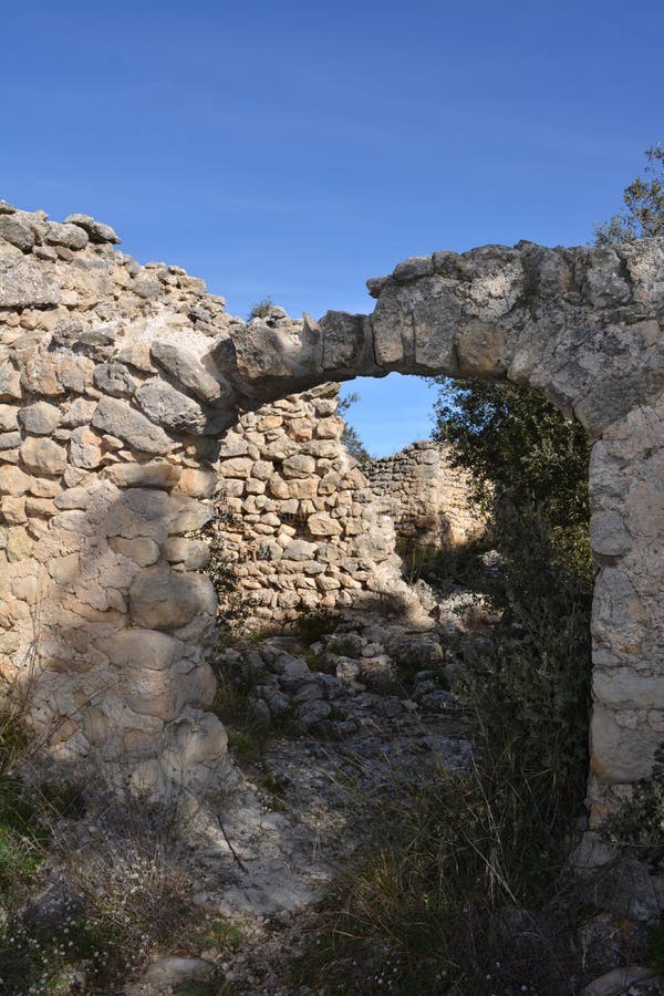 Το μαυριτανικό χωριό του Λ “Atzuvieta στο Λα Vall δ “Alcala, Ισπανία στοκ φωτογραφία Το μαυριτανικό χωριό του Λ “Atzuvieta στο Λα Vall δ “Alcala, Ισπανία στοκ φωτογραφία