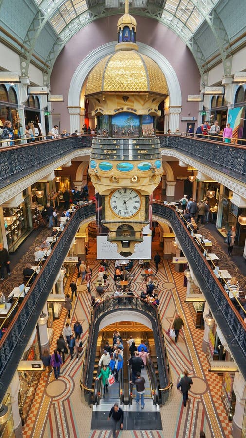 Το μεγάλο αυστραλιανό ρολόι στη βασίλισσα Victoria Building στοκ φωτογραφία Το μεγάλο αυστραλιανό ρολόι στη βασίλισσα Victoria Building στοκ φωτογραφία