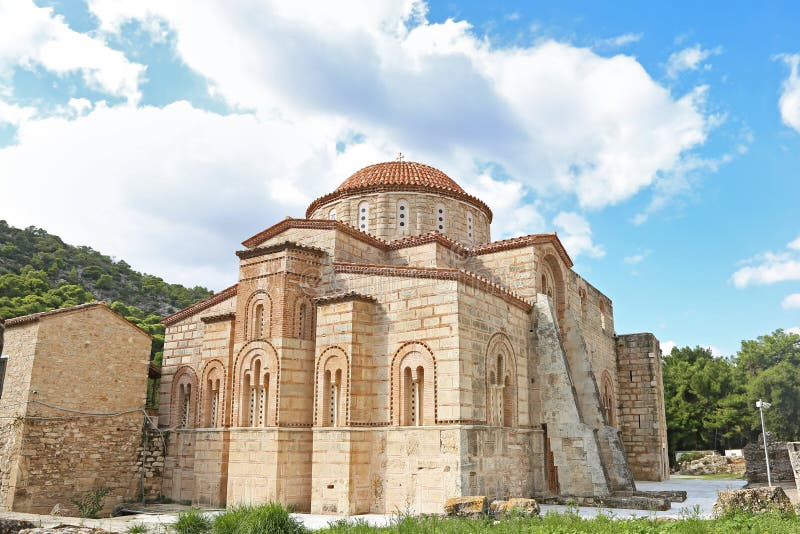 Το παλαιό μοναστήρι Daphni στην Αθήνα Ελλάδα στοκ εικόνες