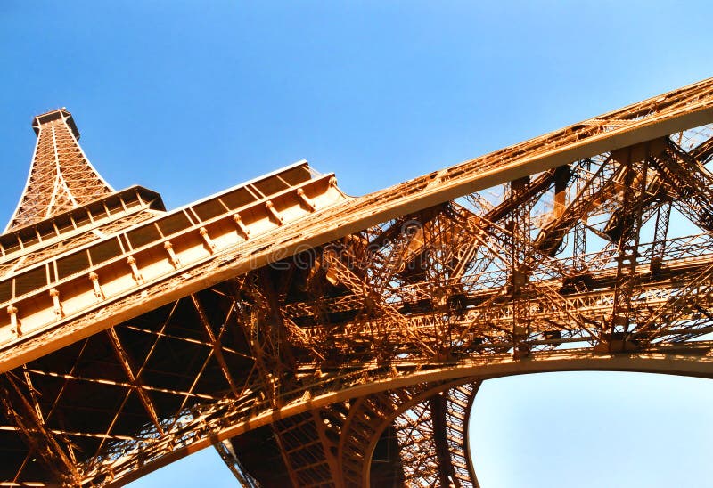 το φύλλο περιήγησης του tower eiffel στοκ εικόνα