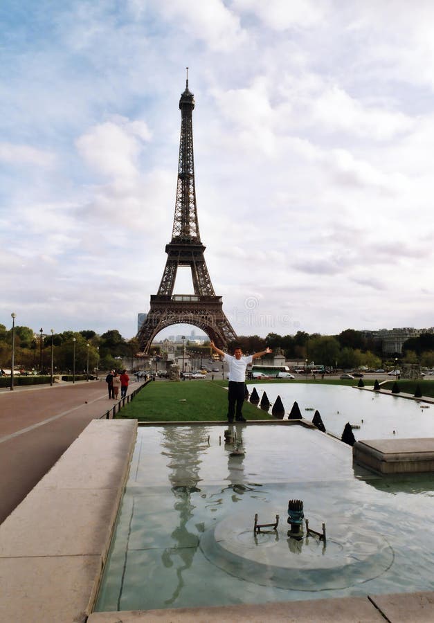το φύλλο περιήγησης του tower eiffel. στοκ φωτογραφίες με δικαίωμα ελεύθερης χρήσης