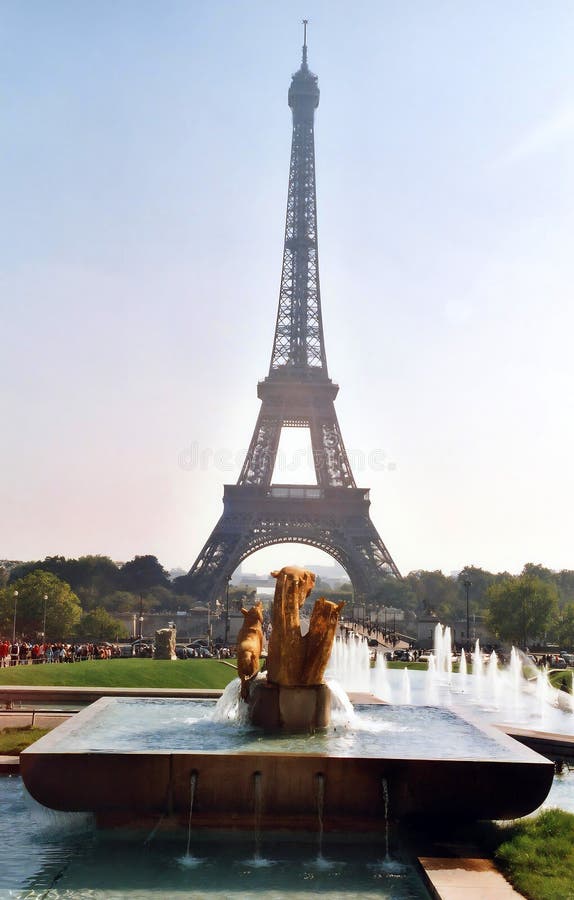 το φύλλο περιήγησης του tower eiffel. στοκ εικόνες με δικαίωμα ελεύθερης χρήσης