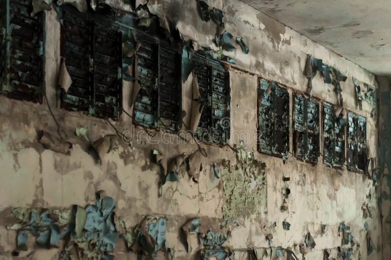 Τοίχοι στη σχολική τάξη στην τάξη στο σχολείο σε Pripyt στοκ εικόνες Τοίχοι στη σχολική τάξη στην τάξη στο σχολείο σε Pripyt στοκ εικόνες