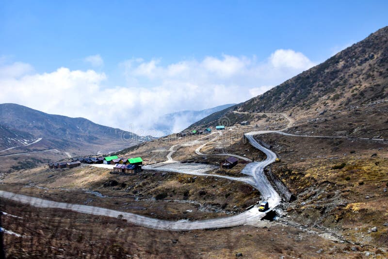 Τοπία της κοιλάδας Nathang, ανατολικό Sikkim, Ινδία στοκ εικόνες με δικαίωμα ελεύθερης χρήσης Τοπία της κοιλάδας Nathang, ανατολικό Sikkim, Ινδία στοκ εικόνες με δικαίωμα ελεύθερης χρήσης