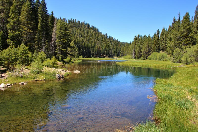 Τοπίο ποταμών Truckee στοκ εικόνα με δικαίωμα ελεύθερης χρήσης Τοπίο ποταμών Truckee στοκ εικόνα με δικαίωμα ελεύθερης χρήσης