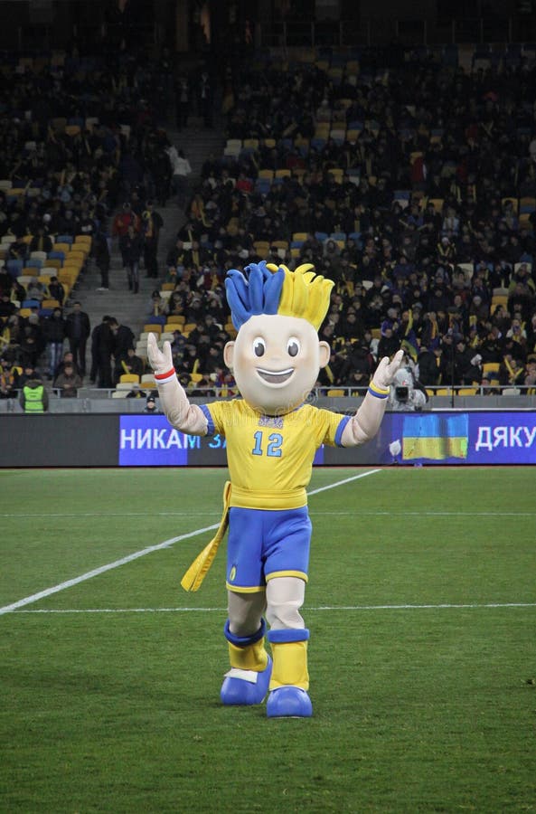 του 2012 ευρο- UEFA slavko μασκότ επίσημο στοκ φωτογραφία με δικαίωμα ελεύθερης χρήσης του 2012 ευρο- UEFA slavko μασκότ επίσημο στοκ φωτογραφία με δικαίωμα ελεύθερης χρήσης