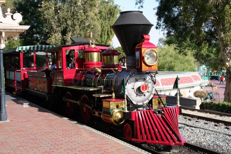 Τραίνο Disneyland στοκ φωτογραφίες με δικαίωμα ελεύθερης χρήσης Τραίνο Disneyland στοκ φωτογραφίες με δικαίωμα ελεύθερης χρήσης