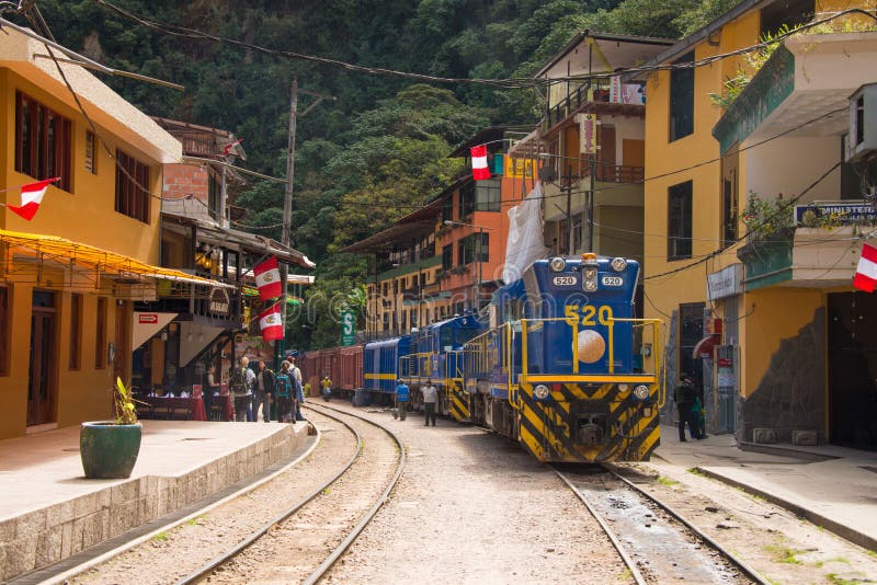Τραίνο σε Aguas Calientes στοκ εικόνες Τραίνο σε Aguas Calientes στοκ εικόνες