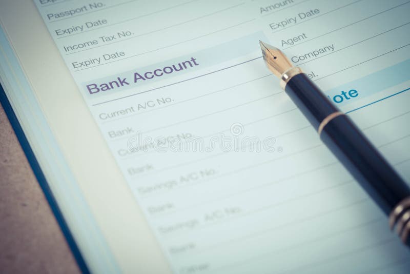 τραπεζικός λογαριασμός στη σημείωση βιβλίων με τη μάνδρα πηγών στοκ φωτογραφία με δικαίωμα ελεύθερης χρήσης