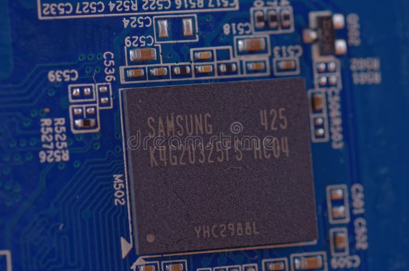 Τσιπ μνήμης της Samsung στοκ φωτογραφίες Τσιπ μνήμης της Samsung στοκ φωτογραφίες