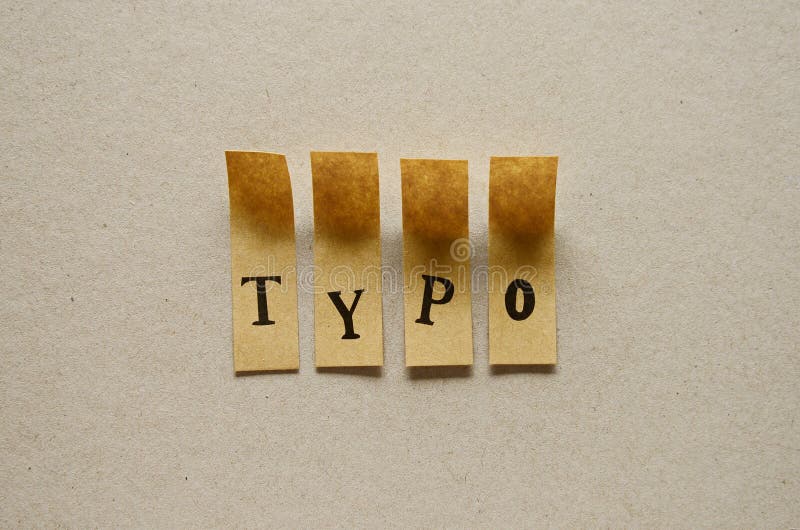 Τυπο - λέξη στις κολλώδεις επιστολές στοκ φωτογραφίες Τυπο - λέξη στις κολλώδεις επιστολές στοκ φωτογραφίες
