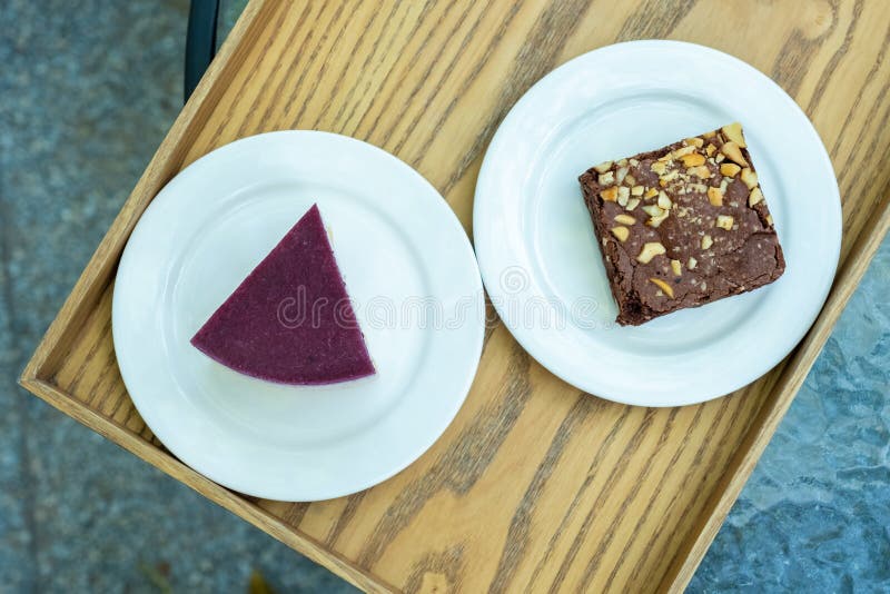 Υγιές ταϊλανδικό κέικ Makiang και Brownies στοκ εικόνα με δικαίωμα ελεύθερης χρήσης Υγιές ταϊλανδικό κέικ Makiang και Brownies στοκ εικόνα με δικαίωμα ελεύθερης χρήσης