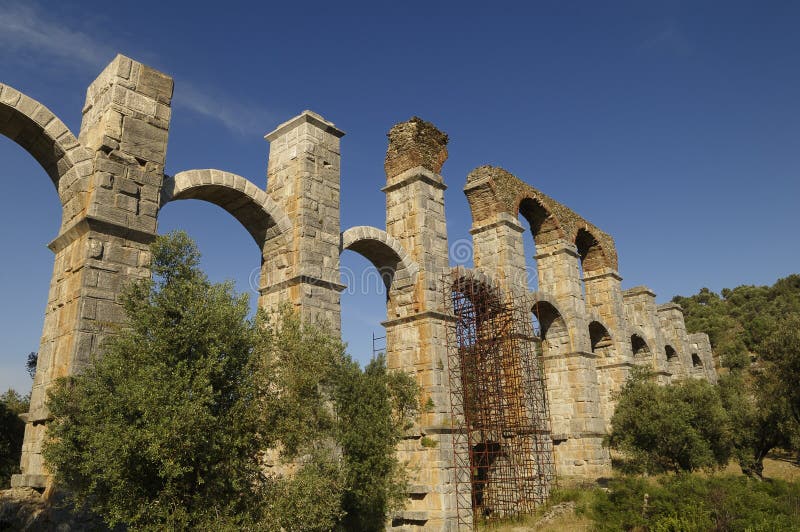 υδραγωγείο Ελλάδα Ρωμ&alp στοκ εικόνα υδραγωγείο Ελλάδα Ρωμ&alp στοκ εικόνα