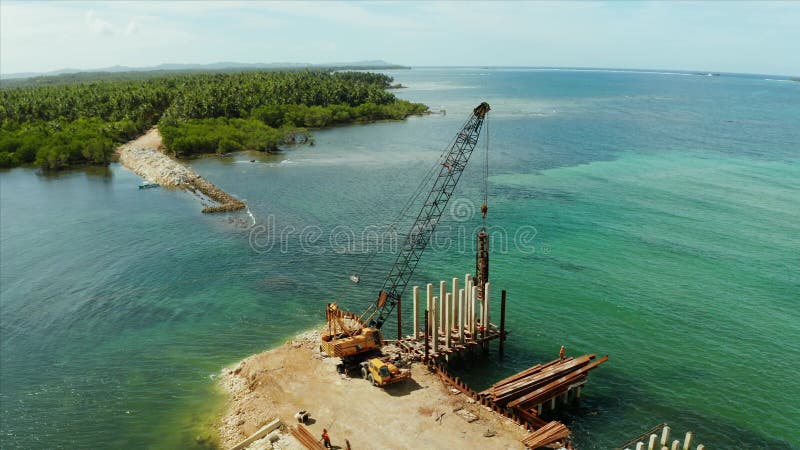 Υπό κατασκευή γέφυρα στο νησί Siargao