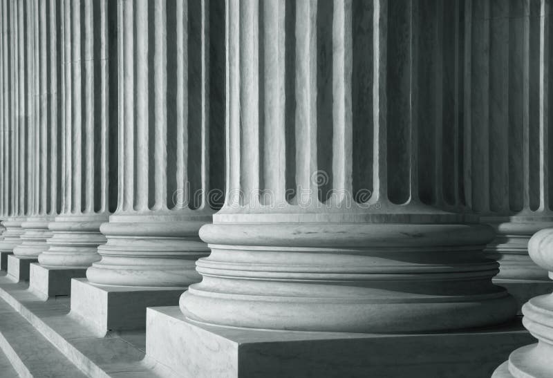 Υπόλοιπος κόσμος των ψηλών στυλοβατών στοκ φωτογραφία Υπόλοιπος κόσμος των ψηλών στυλοβατών στοκ φωτογραφία