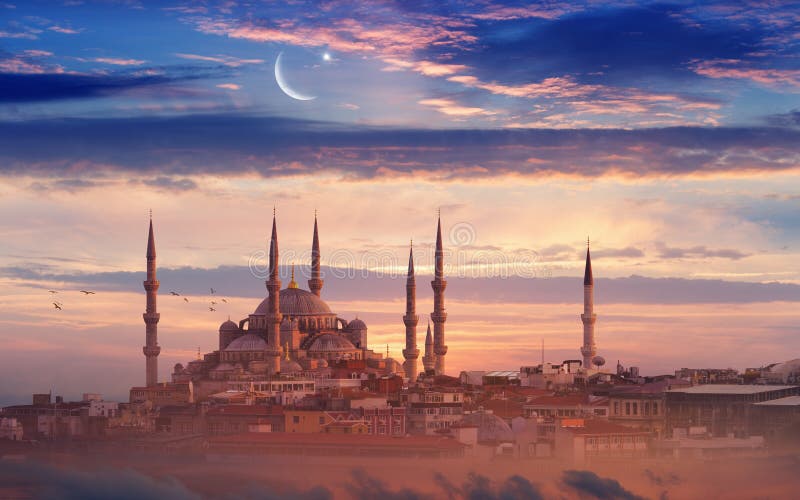 Υπόβαθρο Ramadan με το νέα φεγγάρι, το αστέρι και το μουσουλμανικό τέμενος στοκ φωτογραφία με δικαίωμα ελεύθερης χρήσης Υπόβαθρο Ramadan με το νέα φεγγάρι, το αστέρι και το μουσουλμανικό τέμενος στοκ φωτογραφία με δικαίωμα ελεύθερης χρήσης