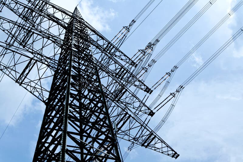 υψηλή τάση στοκ εικόνες με δικαίωμα ελεύθερης χρήσης υψηλή τάση στοκ εικόνες με δικαίωμα ελεύθερης χρήσης