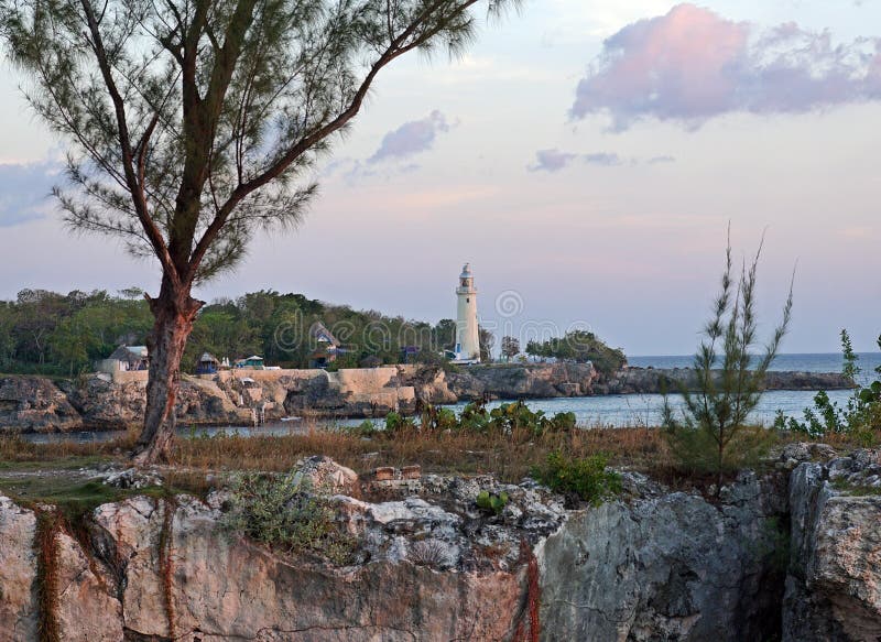 Φάρος σε Negril. Οι εικόνες παρουσιάζουν όμορφο και διάσημο φάρο σε Negril, Τζαμάικα