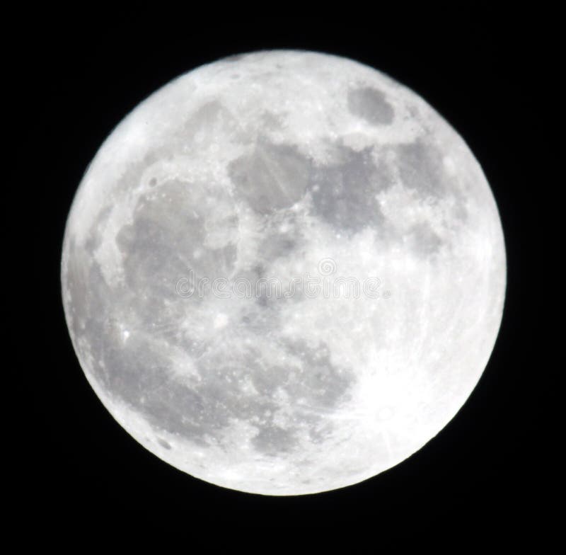Phase of the moon, full moon. Ukraine, Donetsk region 19.03.11 Super Moon. Distance less is than 356577 km. Phase of the moon, full moon. Ukraine, Donetsk region 19.03.11 Super Moon. Distance less is than 356577 km