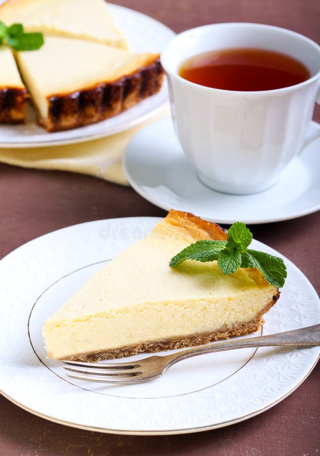φέτα cheesecake λεμονιών στοκ φωτογραφίες φέτα cheesecake λεμονιών στοκ φωτογραφίες