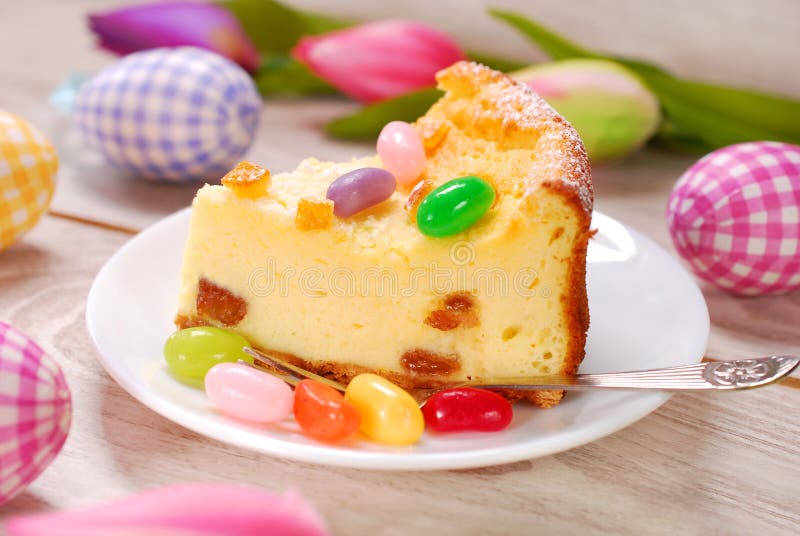 Φέτα cheesecake Πάσχας στοκ εικόνα με δικαίωμα ελεύθερης χρήσης Φέτα cheesecake Πάσχας στοκ εικόνα με δικαίωμα ελεύθερης χρήσης
