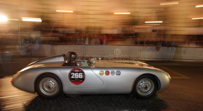 φυλή miglia του 2008 mille στοκ εικόνες με δικαίωμα ελεύθερης χρήσης φυλή miglia του 2008 mille στοκ εικόνες με δικαίωμα ελεύθερης χρήσης